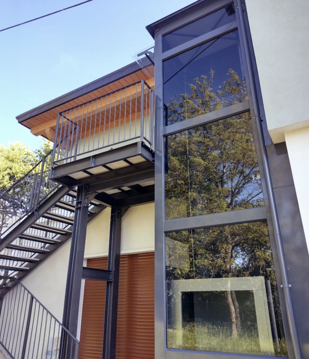 هزینه نصب آسانسور در ساختمان های قدیمی هزینه نصب آسانسور در ساختمان های قدیمی